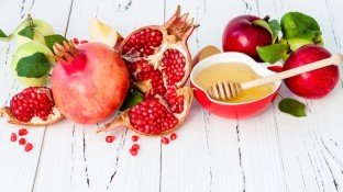 Foods With Fructose: Why They're a Problem & Natural Alternatives